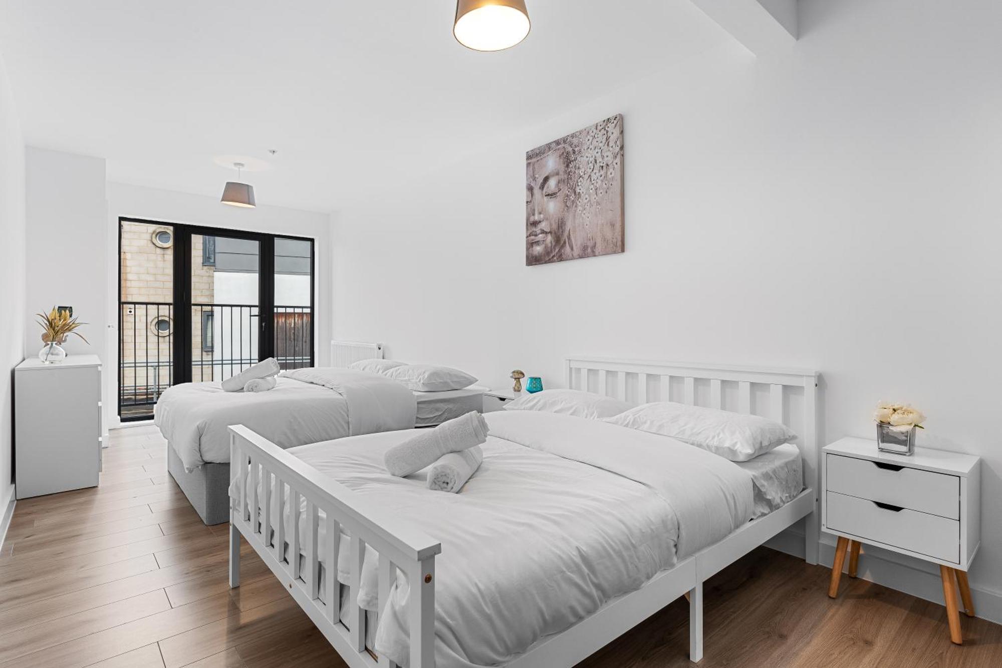 3 Bedroom Sleep12 In Mr2 Апартаменты Лондон